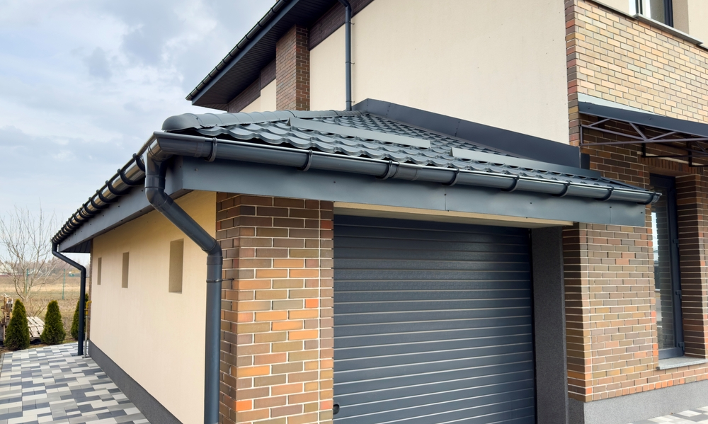 How to Spot the Early Signs Your Garage Roof Needs Repair?