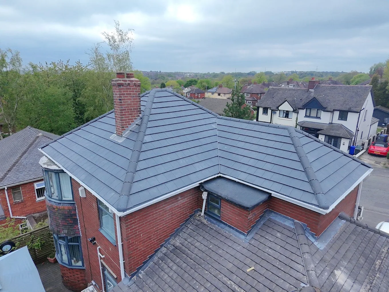 How Heatwaves Can Damage Your Roof