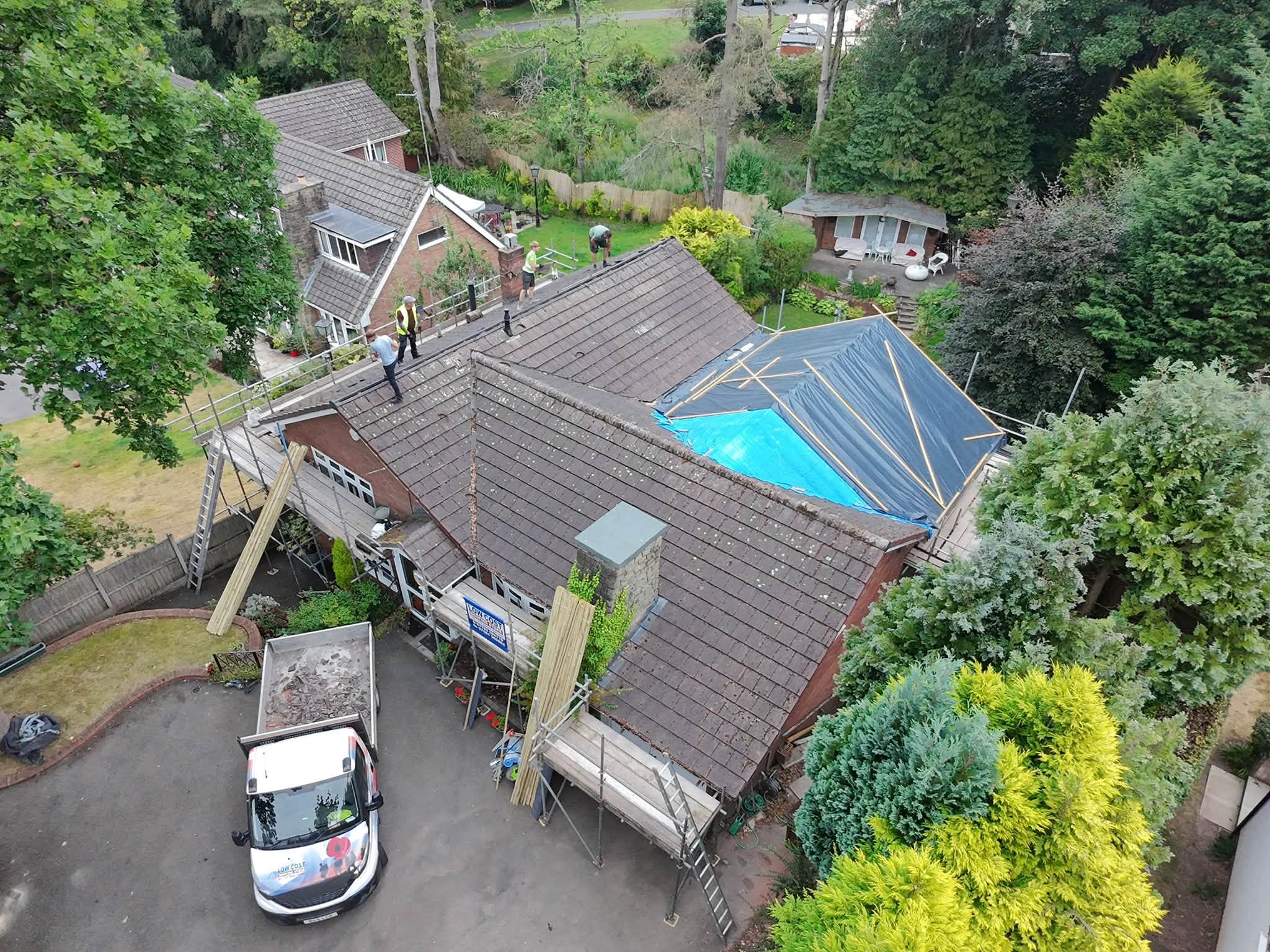 Preparing Your Roof For A Heatwave: A Homeowner’s Checklist